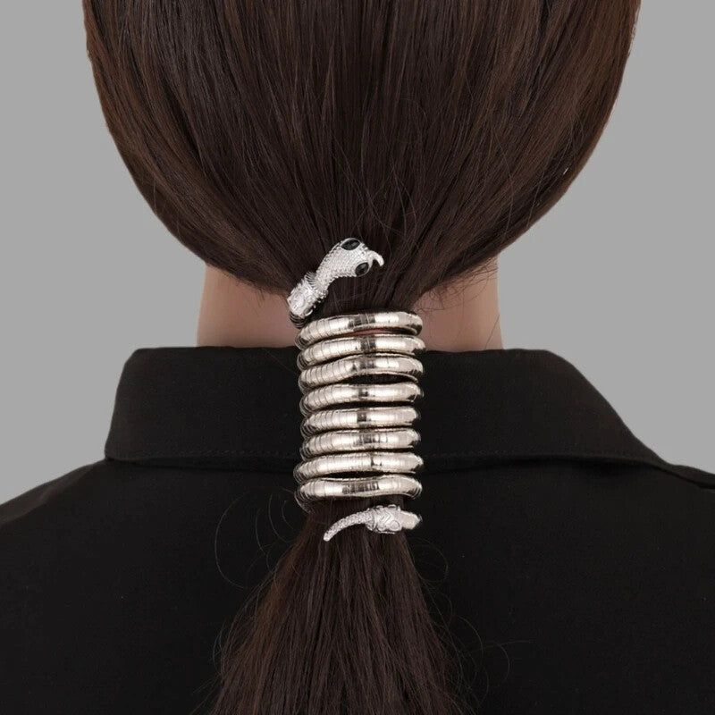 Adjustable Gothic-Inspired Snake Necklace and Bracelet Set