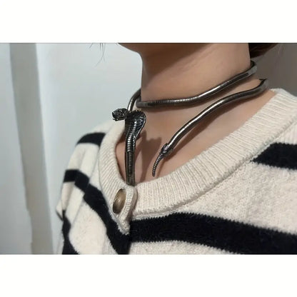 Adjustable Gothic-Inspired Snake Necklace and Bracelet Set