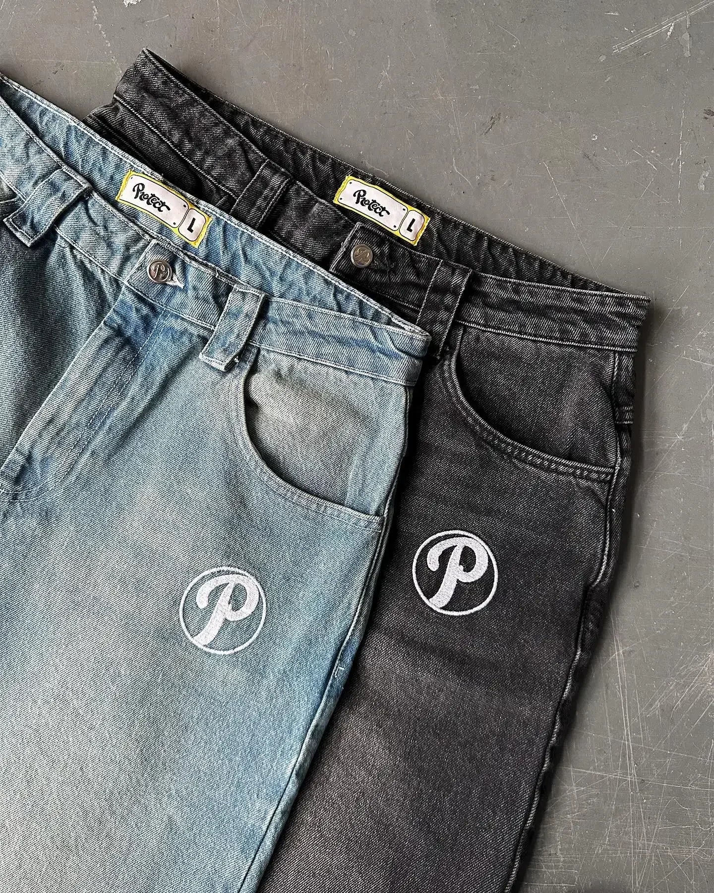 Men's Vintage High-Waisted Blue Baggy Jeans with Wide Leg and Harajuku-Inspired Embroidery